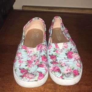 Floral Tom shoes